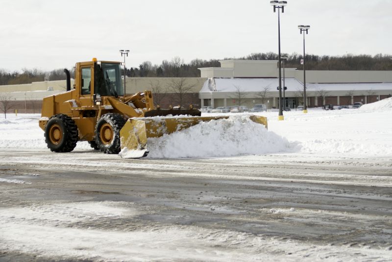 Parking Lot Snow Plowing in New York, NY
