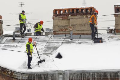 Rooftop Snow Removal in New York, NY